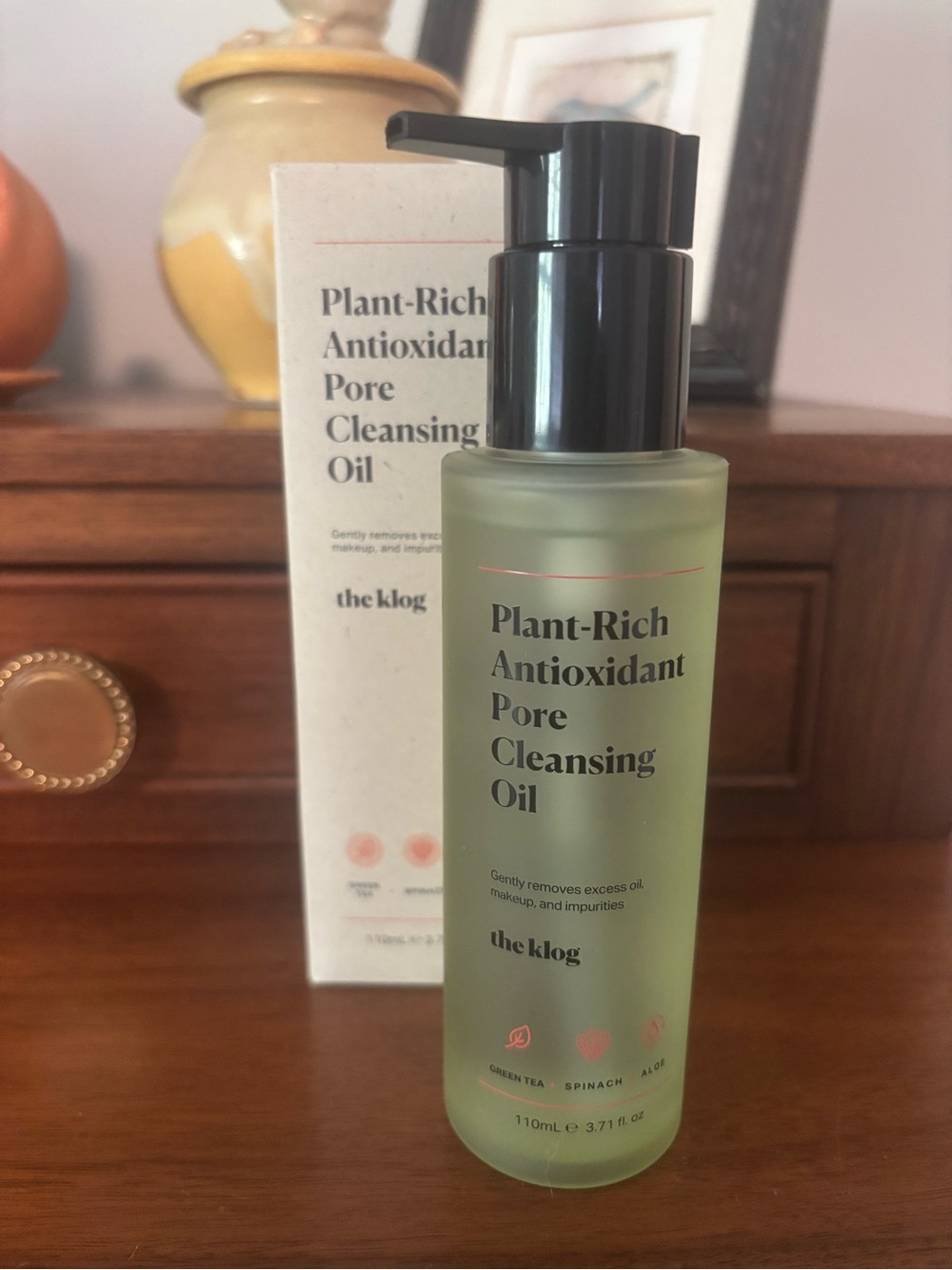 The Klog Plant-Rich Antioxidant Pore Cleansing Oil